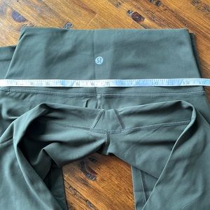 Excellent used Olive green Lulu leggings